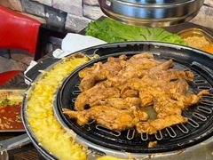 -胡悦里韩式烤肉(芝罘万达广场店)