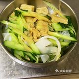 跟个风做凉皮，好吃看得见