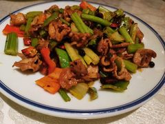 农家小炒肉-华盛园卷子王农家菜水库鱼