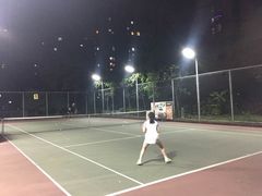 -快网网球俱乐部(徐汇爱建园店)