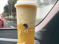 满杯金菠萝-喜茶(上海五角场万达店)