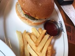 澳洲厚牛堡-COMMUNE幻师(上邦百汇城店)