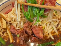 -镇南锅盖面馆(解放路店)