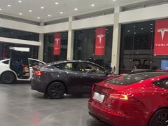-TESLA 特斯拉(北京南四环中路特斯拉中心)