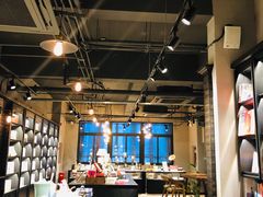 -阅西安新华书店(翠华南路店)