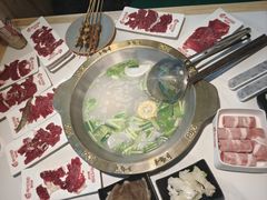 -鲜吃为尚.鲜切牛肉海鲜自助火锅(新塘万达广场店)