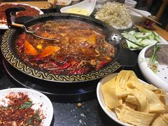 -一斗火锅·招财羊毛肚(泰吉滨江店)