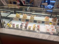 -花花卷卷·鲜食蛋糕(泉屋店)