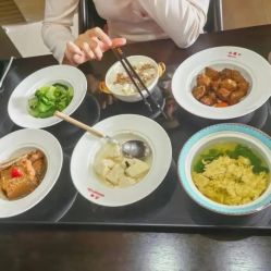 -涵禧月精致月子中心