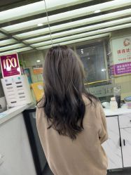 -镁连社·美联社