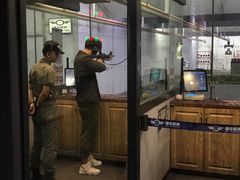 -都市枪神实弹射击俱乐部