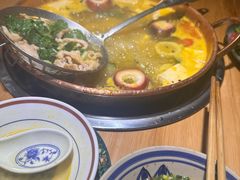 -洱火云南酸菜牛肉火锅(石景山当代商城店)