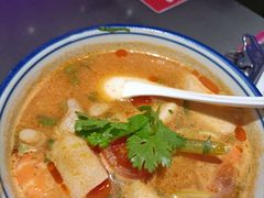 招牌惹味冬陰功-新越盏·东南亚料理(捷登都会店)
