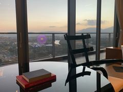 -瑰丽酒店·海吧·天际下午茶·现场DJ·天台酒吧