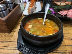 -鹤一烤肉自助餐厅(中关村店)