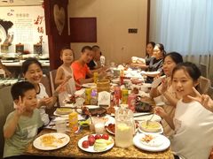 -蓝海国际大饭店·蓝钻自助百汇(兰山店)