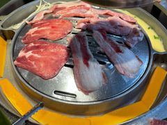 -哈哈碳都·牛肋条无限自助烤肉(台江万达店)