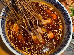 -大众跷脚牛肉馆·非遗传承单位(峨眉山店)