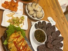 -百年石锅饭·朝鲜族传统民餐