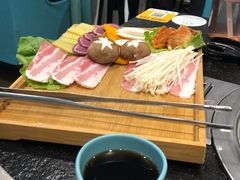 -烤路里·韩国品质自助烤肉(石路天虹4号店)