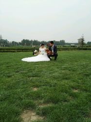 点击看大图 -完美新娘婚纱摄影