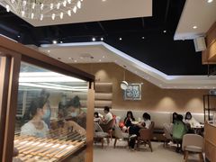 大堂-奈雪的茶(东莞汇一城店)