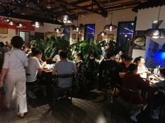 大堂-东家小院金汤酸菜鱼(南阳路店)