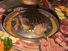 -哈哈碳都·牛肋条无限自助烤肉(台江万达店)