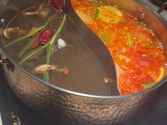 -椰子湾·海南火锅·糟粕醋·椰子鸡(正大广场店)