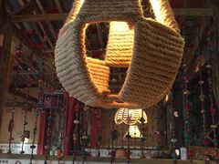 -老牌坊云南鱼豆花火锅(爱建店)