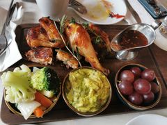 秘制农场烤全鸡豪华早午餐-The Rug Cafe(王府中环店)