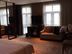 -扬州中集格兰云天大酒店