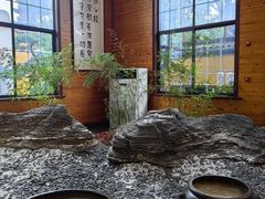 -龙华寺