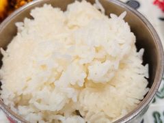 农夫山泉煮的稻花香米饭-成都你六姐·牛肉冒菜·麻辣香锅(长泰广场店)