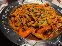 -胖哥俩肉蟹煲(济南世茂国际广场店)