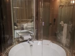 -中铁花水湾温泉酒店(大邑店)