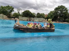 -七彩云南欢乐世界