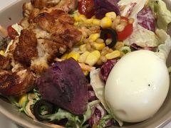 鸡肉温泉蛋沙律拌养生杂粮-打趸BTC·Breaktime cafe(北京路店)