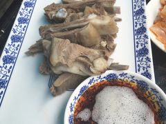 -陇上全荟兰州传统牛肉面(延吉路店)