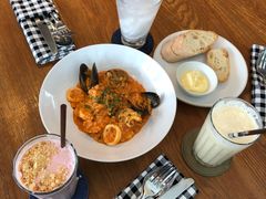 -ROAST coffee & eatery