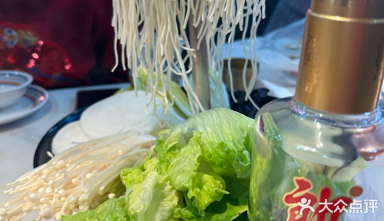 今天火锅吃撑了,超满足