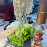 今天火锅吃撑了,超满足