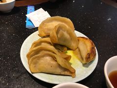 牛肉锅贴-洪长兴(云南南路店)