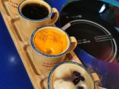 四个搪瓷杯-马路边边串串香(苗栗路店)