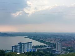 -达蓬山旅游度假区