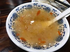 银耳汤-味中味(东街店)