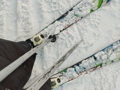 -采薇庄园四季滑雪场