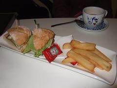 猪扒包-翠华餐厅(山顶道店)