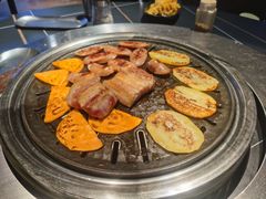 -伍丁·烤牛肋(和平东桥店)