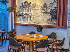 -梁姐啤酒鱼(兴坪古镇店)